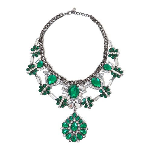 Jewellery, Green, Fashion accessory, Body jewelry, Necklace, Natural material, Fashion, Earrings, Gemstone, Jewelry making, 