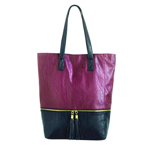 Product, Bag, Textile, Style, Shoulder bag, Leather, Maroon, Liver, Strap, Material property, 