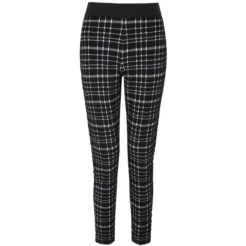 Clothing, Leg, Human leg, Textile, Denim, Standing, Style, Pattern, Waist, Black, 