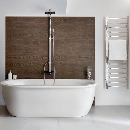 Plumbing fixture, Property, Wall, Floor, Room, Bathtub, Flooring, Bathtub accessory, Fluid, Tile, 