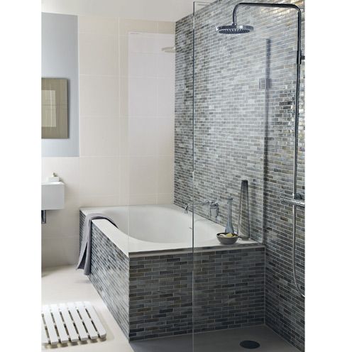 Plumbing fixture, Product, Architecture, Room, Bathtub, Property, Wall, Tile, Floor, Flooring, 