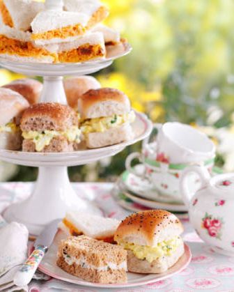 6 Beautiful Afternoon Tea Party Ideas for Mother's Day Brunch