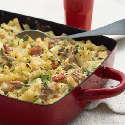 best student recipes chicken, bacon and leek pasta bake