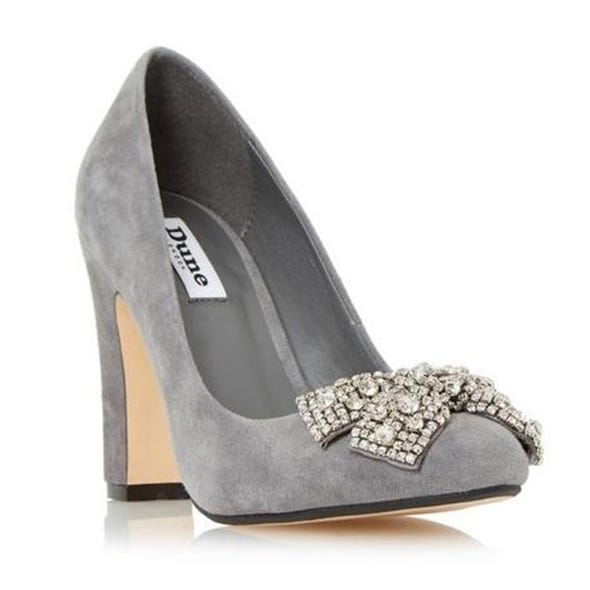 Fashion, Grey, Beige, Court shoe, Natural material, Silver, Basic pump, Synthetic rubber, Sandal, Musical instrument accessory, 