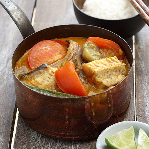 Food, Cuisine, Lemon, Citrus, Dish, Ingredient, Tableware, Soup, Meal, Fruit, 