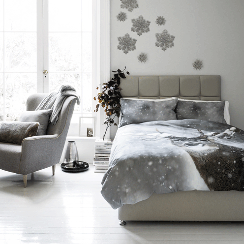 Interior design, Floor, Room, Textile, Flooring, Furniture, Wall, Home, Linens, Interior design, 