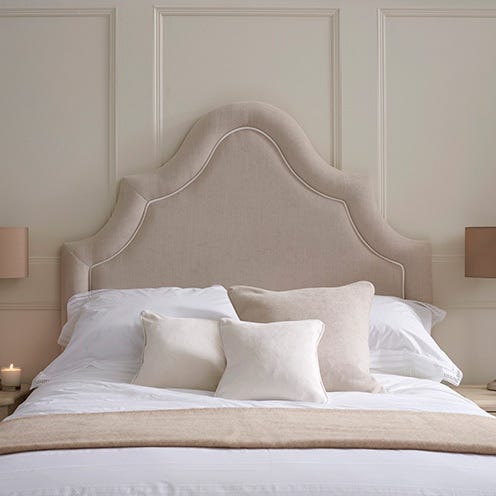 Bed, Room, Interior design, Wall, Bedding, Textile, Bedroom, Bed sheet, Linens, Furniture, 