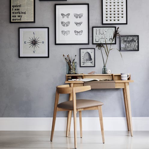 Wood, Room, Wall, Interior design, Table, Picture frame, Interior design, Rectangle, Plywood, Still life photography, 