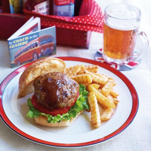 Dish, Food, Junk food, Fast food, French fries, Cuisine, Fried food, Ingredient, Hamburger, Kids' meal, 