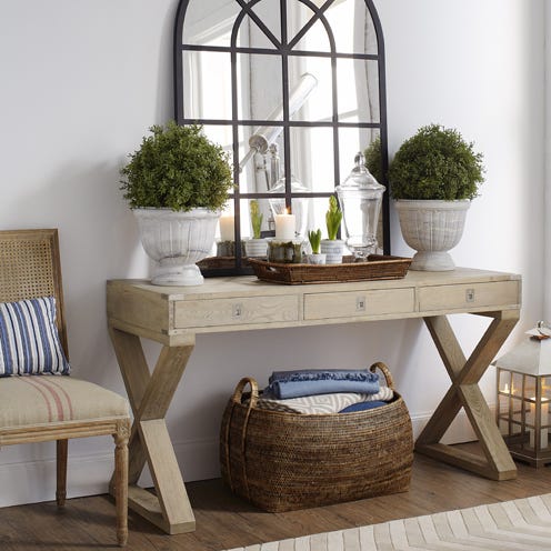 Room, Interior design, Furniture, Flowerpot, Wall, Interior design, Basket, Fixture, Home accessories, Grey, 