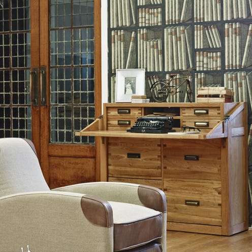 Wood, Drawer, Hardwood, Room, Interior design, Furniture, Cabinetry, Wood stain, Wood flooring, Dresser, 