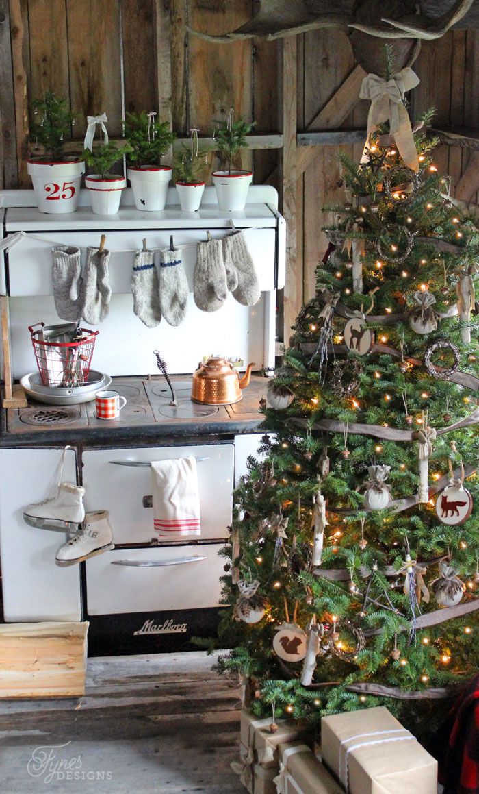 43 Rustic Christmas Decorations 2022 - Farmhouse Holiday Decor