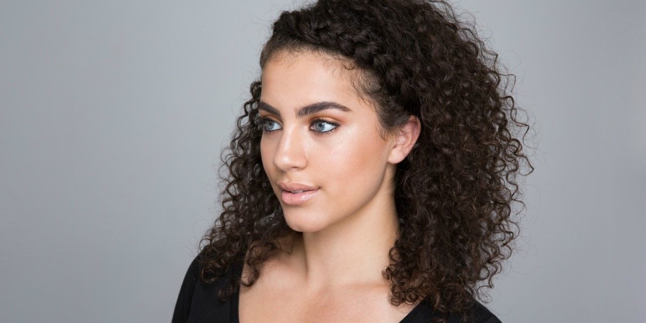 Hair Product Cocktailing: How to Mix Products for Curly Hair