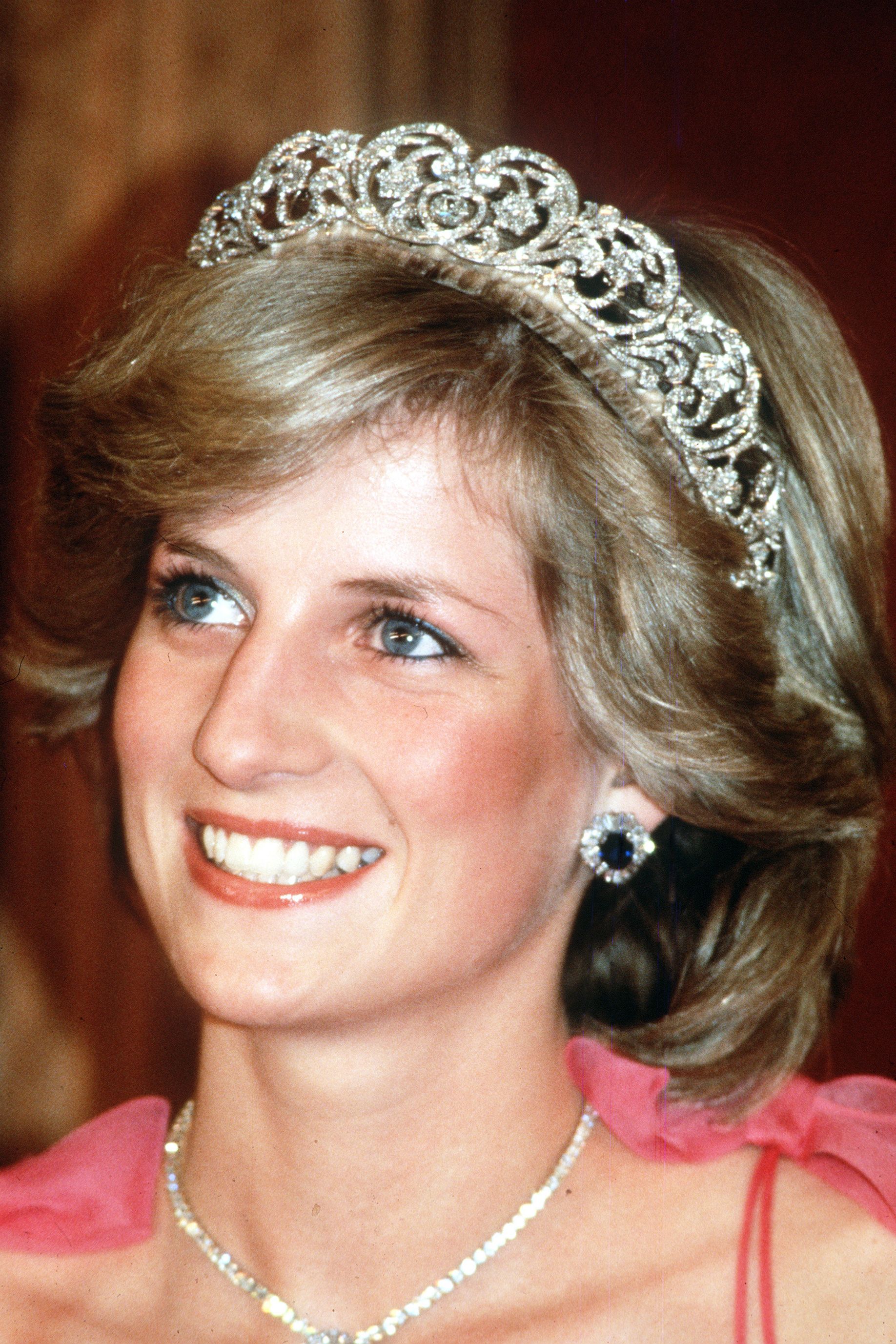 How Princess Diana got her trademark hairstyle