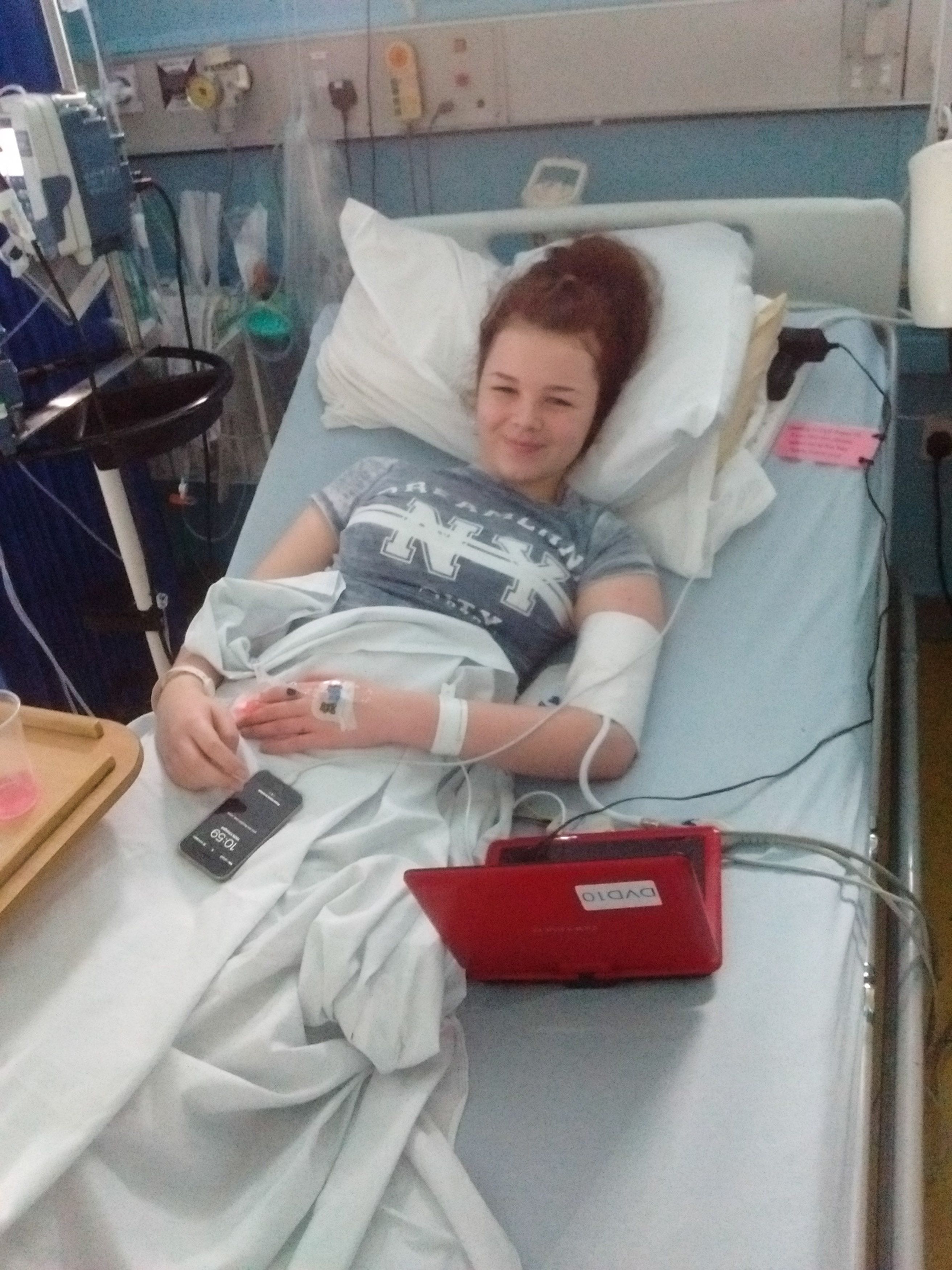 fred Dynamics Dolke Toxic Shock Syndrome Nearly Kills Teen - Molly Pawlett Hospitalized for TSS