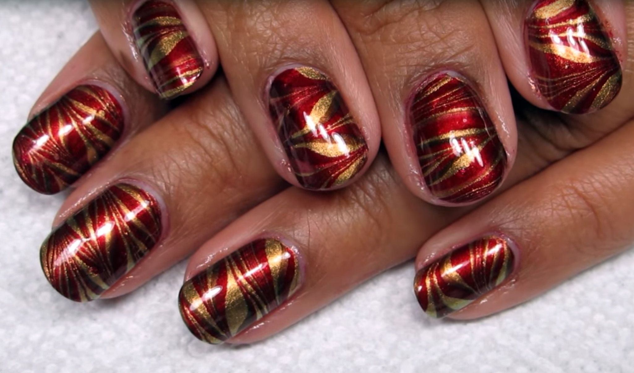 15 Cool New Years Eve Nail Design Ideas - A Nation of Moms