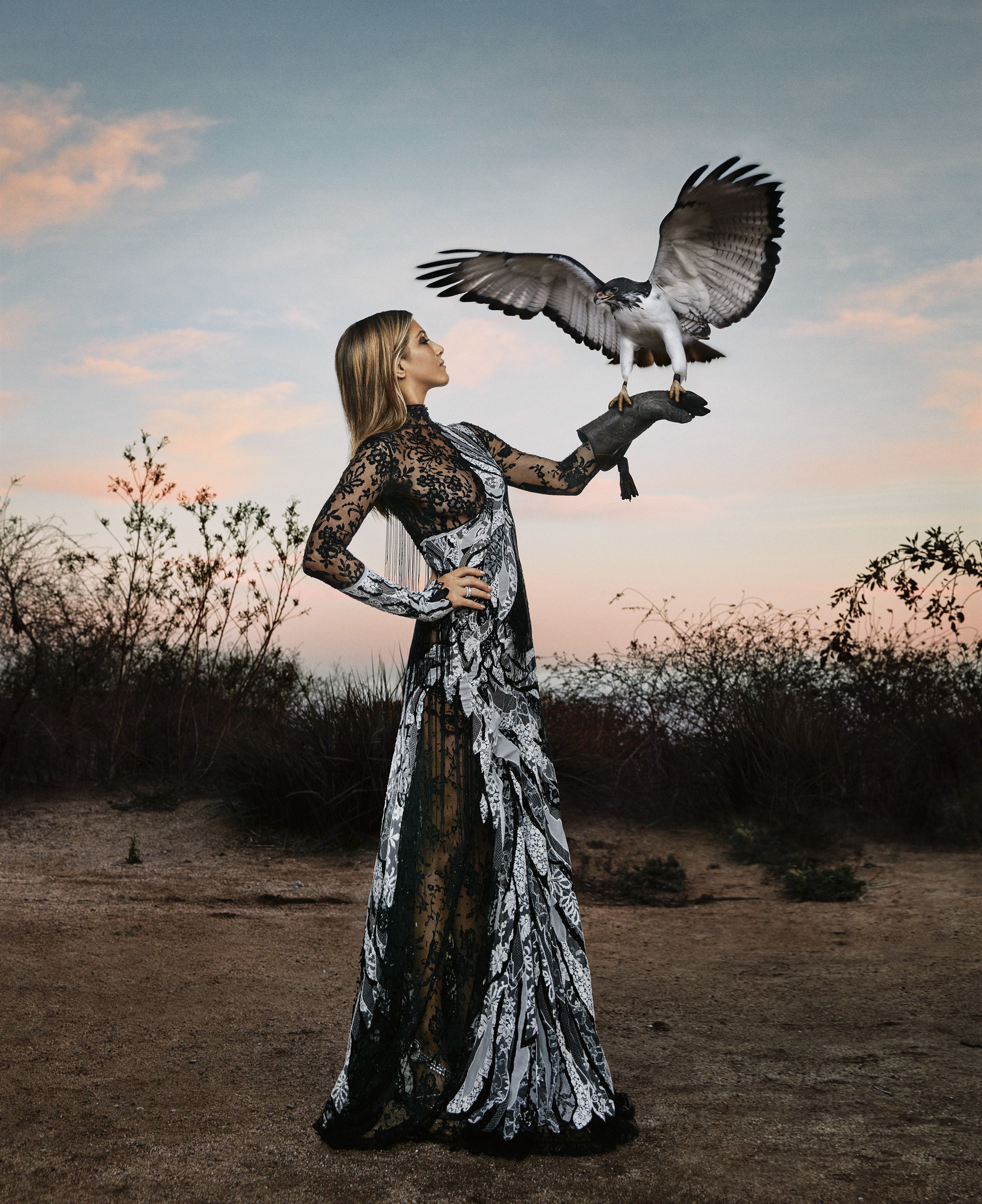Jennifer Aniston April Cover Harper's Bazaar - Jennifer
