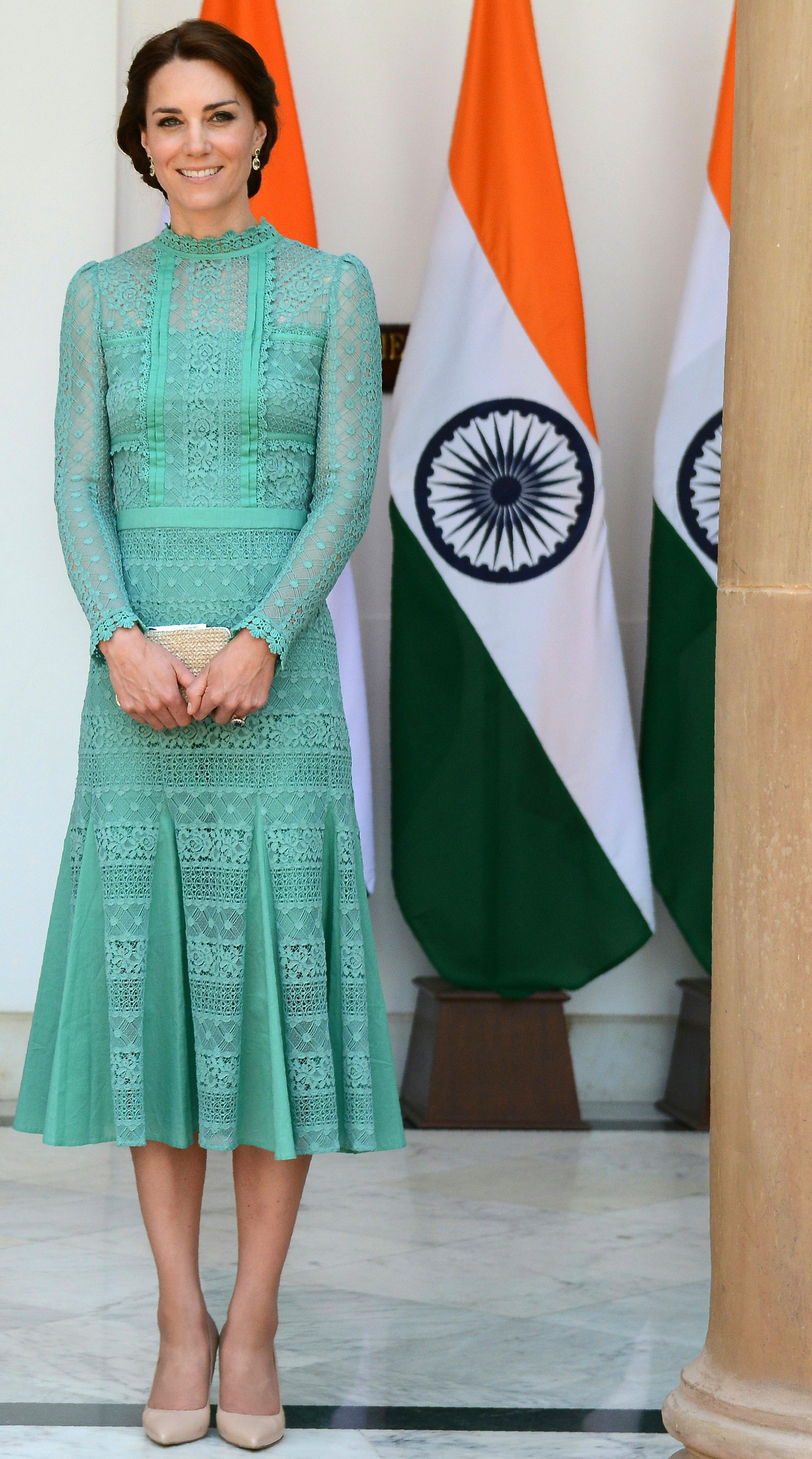 Udlænding Donation køre Kate Middleton's Outfits From Her Visit to India and Bhutan - Pictures of  the Royal Tour of India and Bhutan