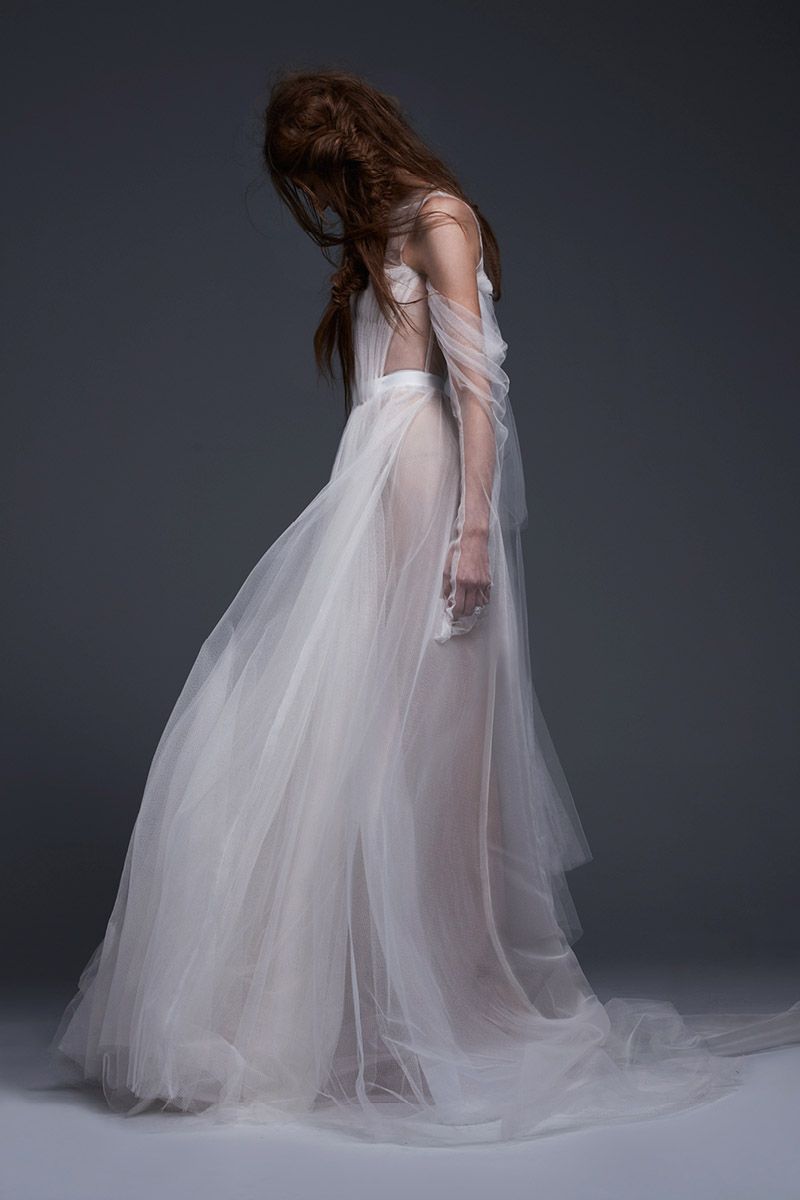Elegant Vera Wang Wedding Dress with Embroidered Corset Top and A-Line  Silhouette