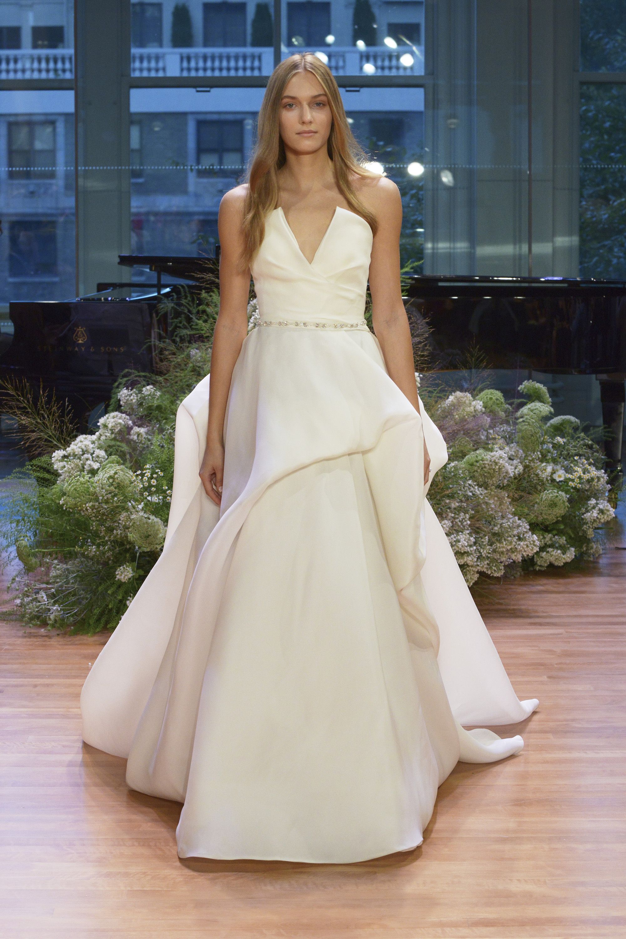 Monique lhuillier discount bridal spring 2017