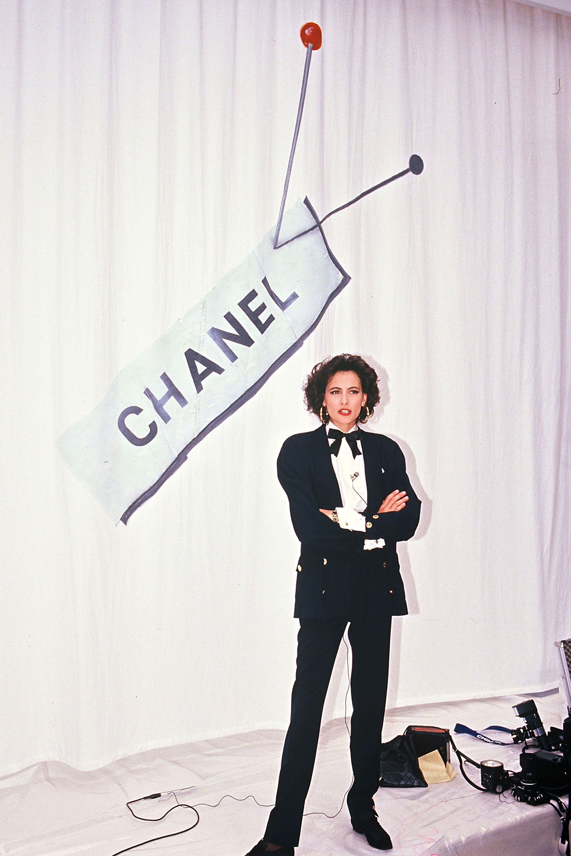 Chanel 1987 No. 5 Runway Rare White Tee · INTO