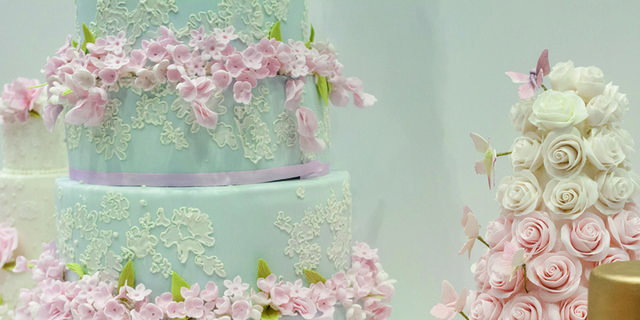 Sweetness, Cuisine, Food, Cake, Dessert, Ingredient, Baked goods, Serveware, Cake decorating, Cake decorating supply, 