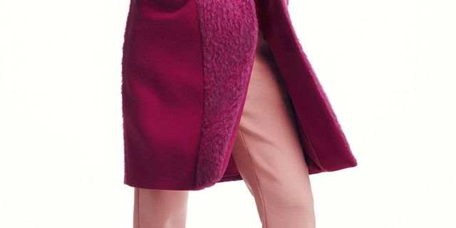 Textile, Magenta, Pink, Maroon, Violet, Velvet, Active pants, Tights, Costume accessory, Foot, 