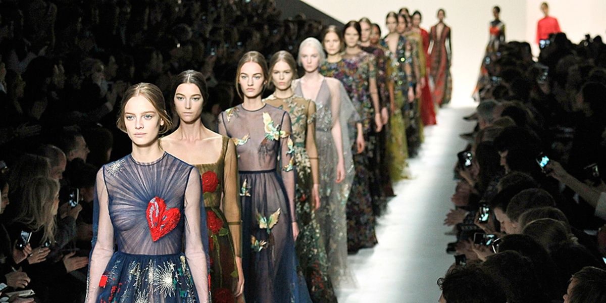 VIDEO: Watch the Valentino Couture show live