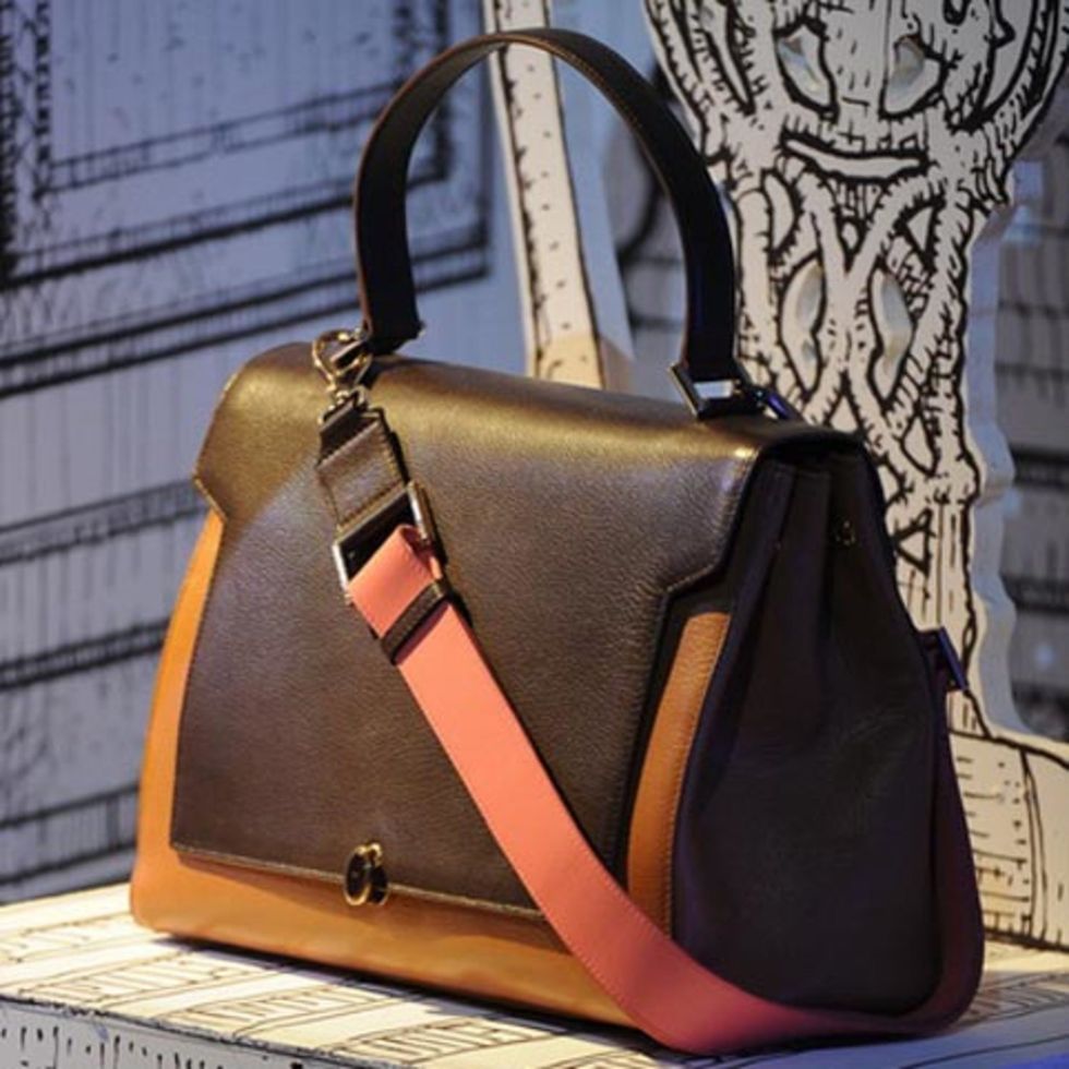 Brown, Bag, Style, Fashion accessory, Luggage and bags, Leather, Shoulder bag, Fashion, Beauty, Strap, 