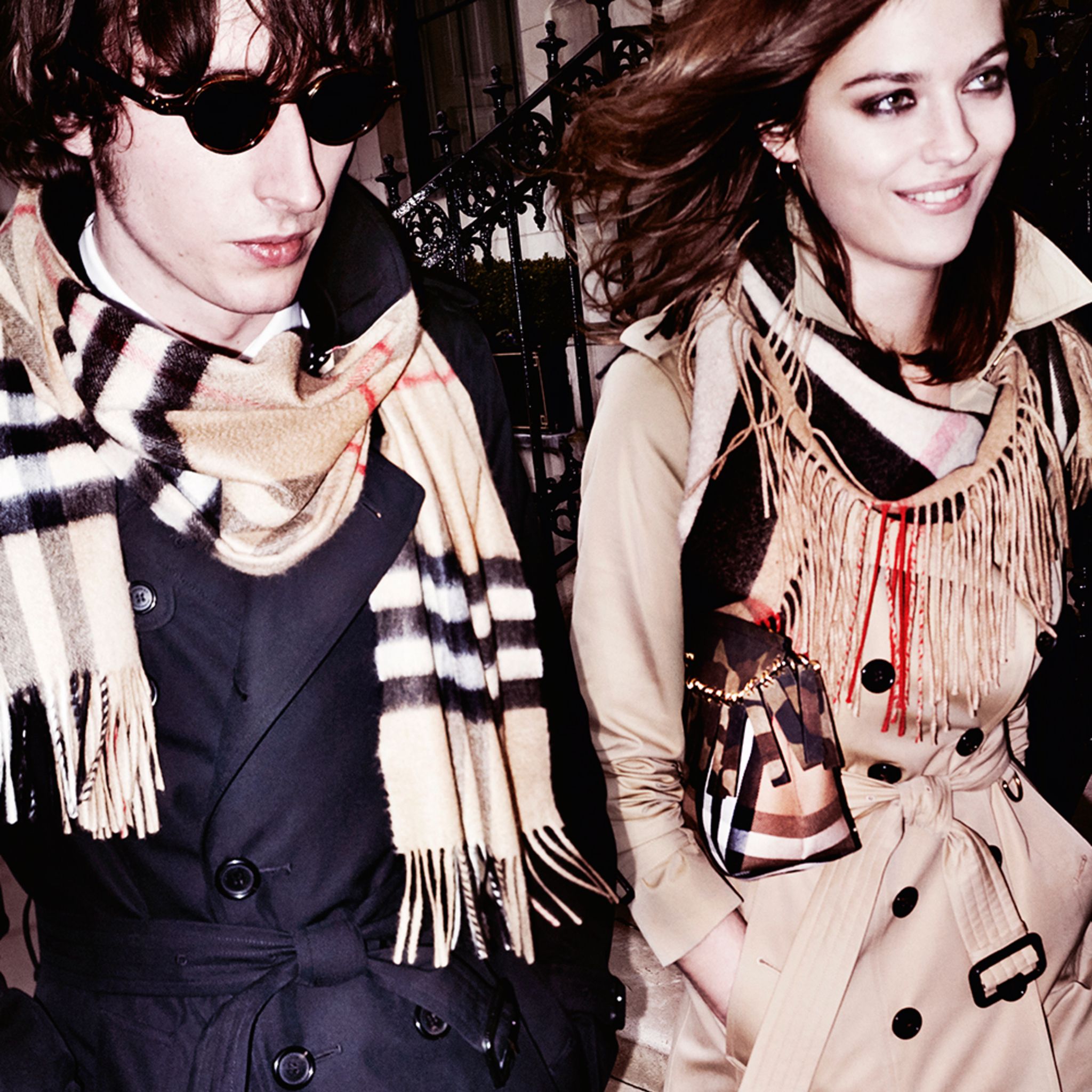 Burberry scarf hot sale womens 2015