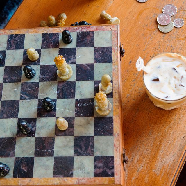 Wood, Indoor games and sports, Board game, Tabletop game, Dishware, Games, Chessboard, Pattern, Serveware, Black, 