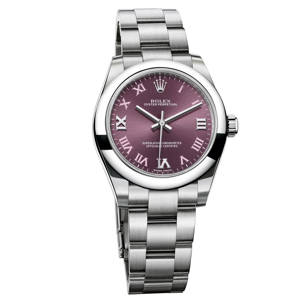 Product, Analog watch, Watch, Glass, White, Watch accessory, Fashion accessory, Font, Metal, Fashion, 