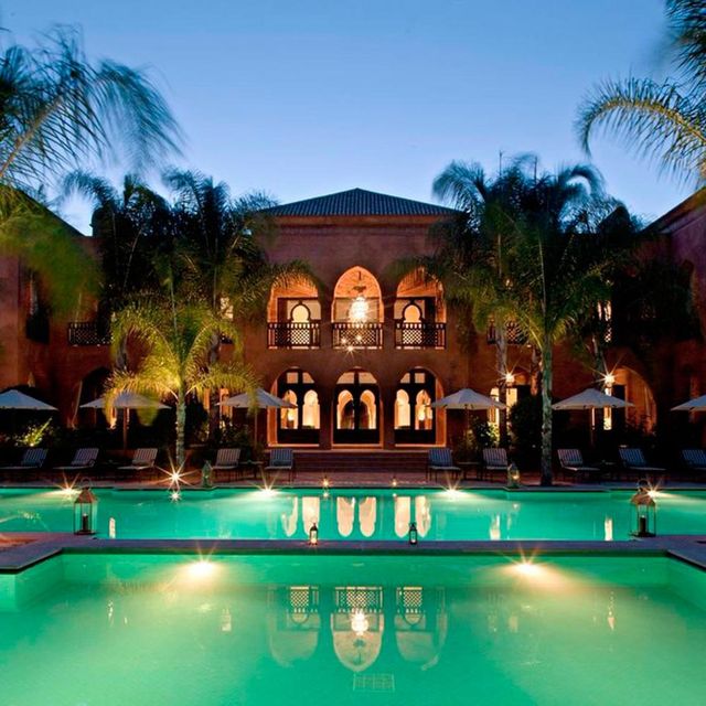 Swimming pool, Property, Resort, Real estate, Reflection, Arecales, Villa, Resort town, Estate, Reflecting pool, 