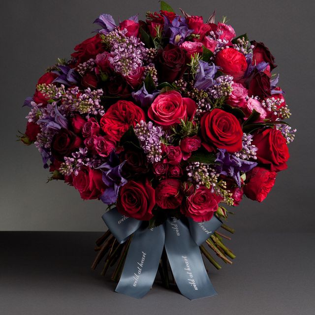 Bouquet, Petal, Flower, Cut flowers, Red, Floristry, Flower Arranging, Flowering plant, Rose family, Floral design, 