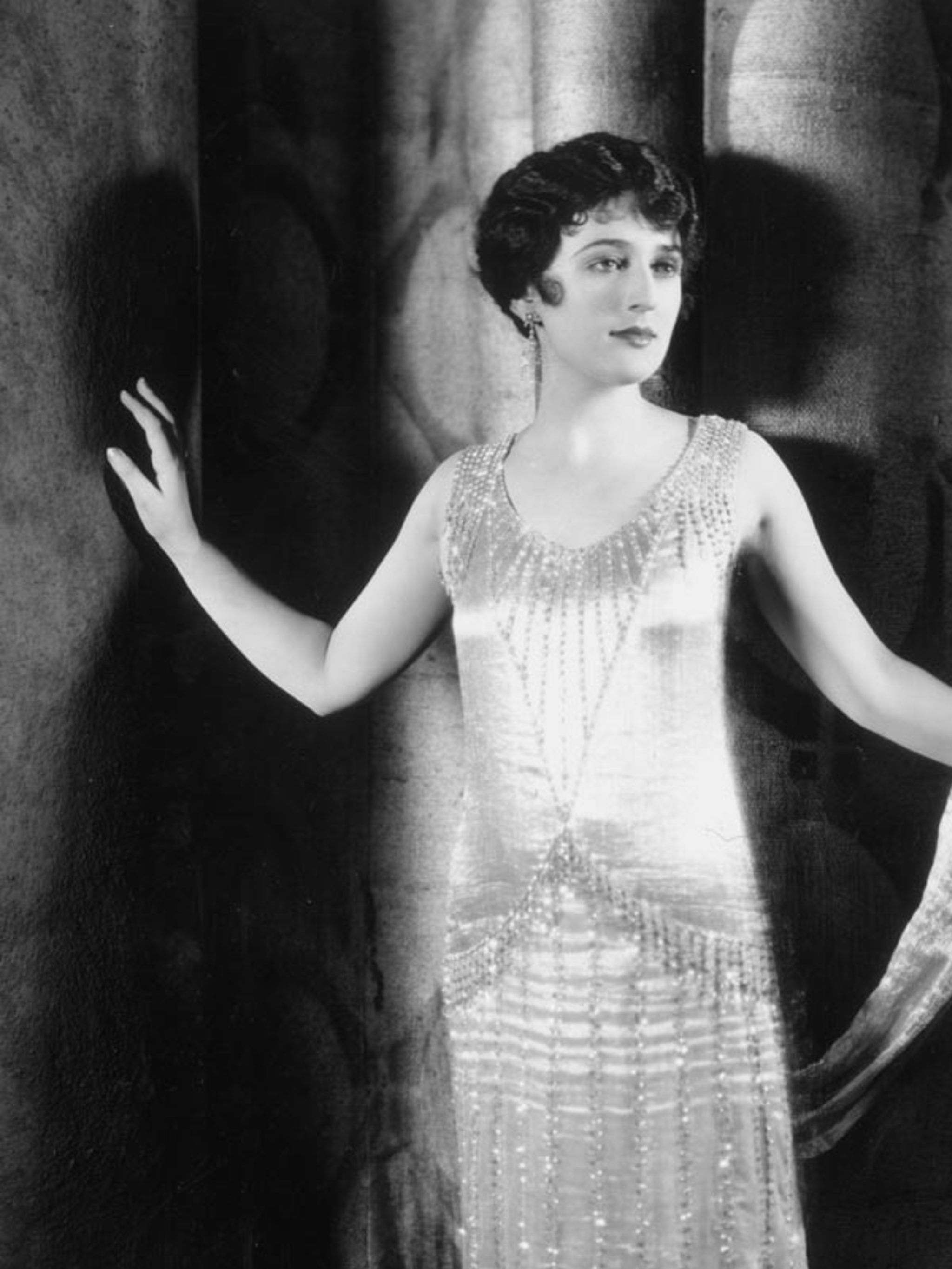 Cập nhật với hơn 75 về coco chanel 1920s flapper dress