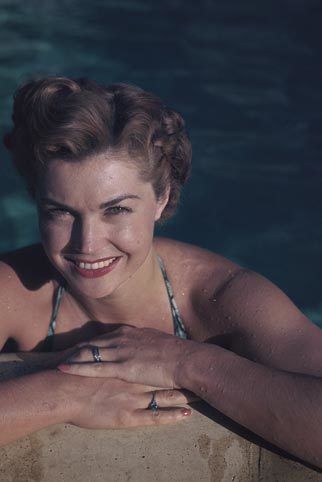 Esther Williams: A Swimsuit Tribute