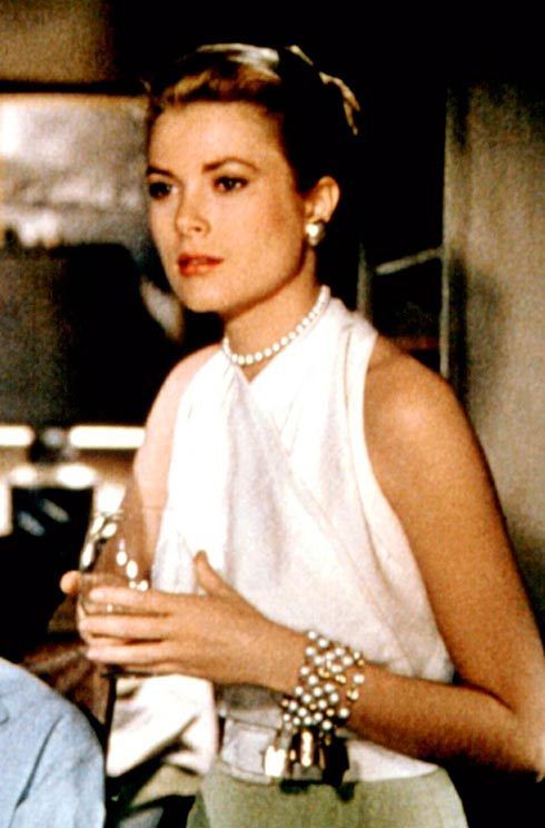 grace kelly's bracelet in rear window