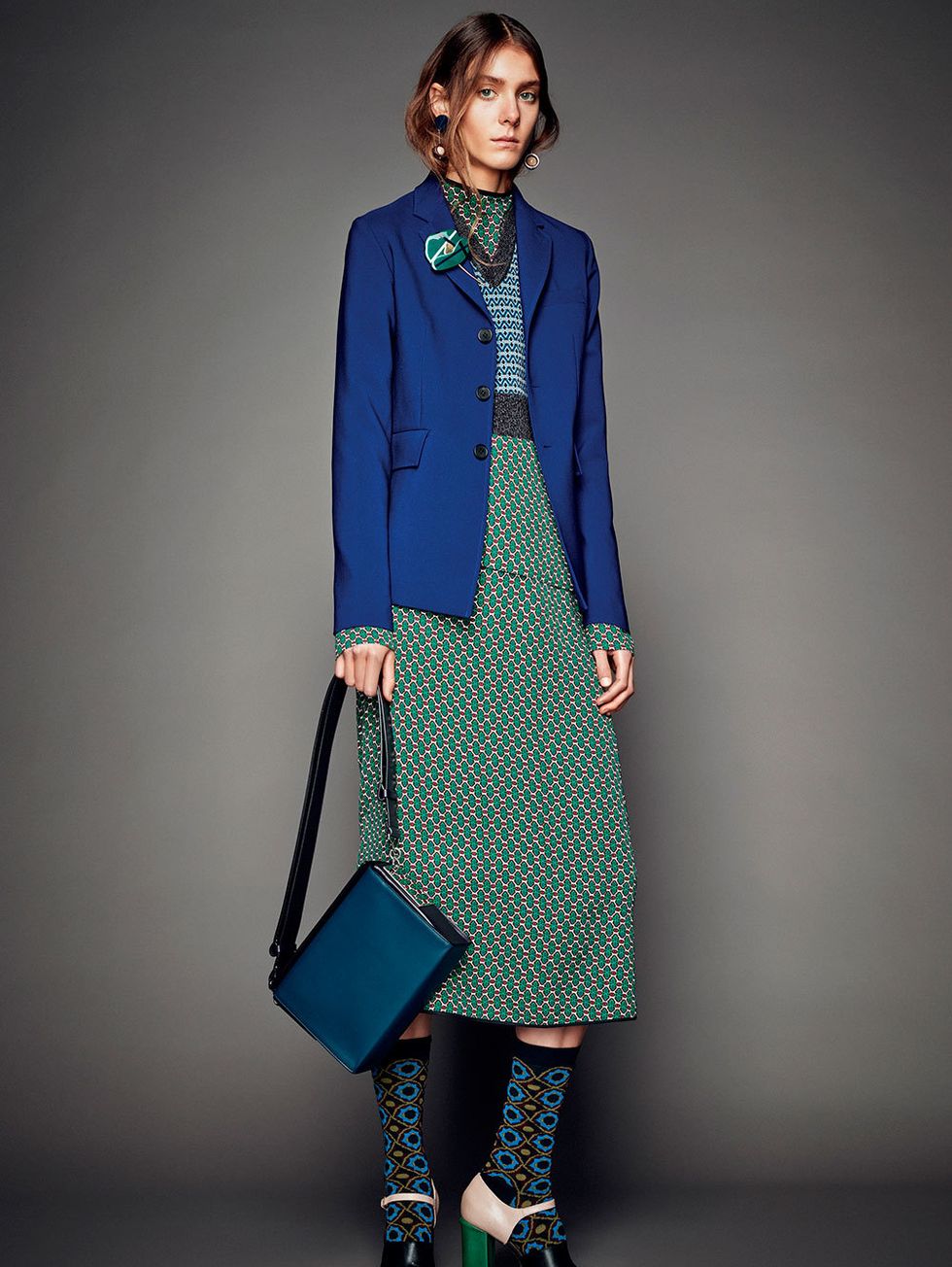 Clothing, Blue, Sleeve, Shoulder, Coat, Textile, Joint, Outerwear, Style, Pattern, 