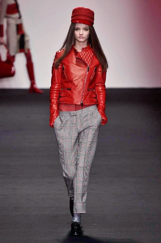 Footwear, Sleeve, Textile, Fashion show, Outerwear, Red, Style, Winter, Runway, Fashion model, 