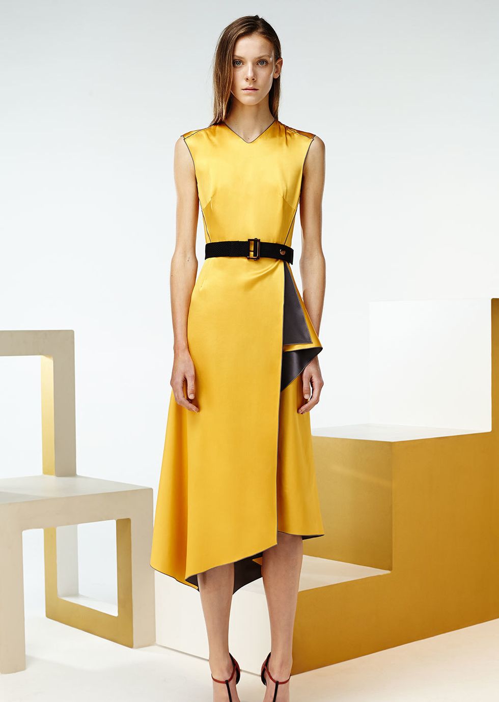 Clothing, Leg, Yellow, Sleeve, Dress, Shoulder, Joint, One-piece garment, Formal wear, Style, 