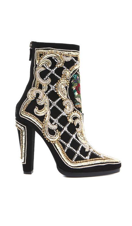 the Baroque Boots