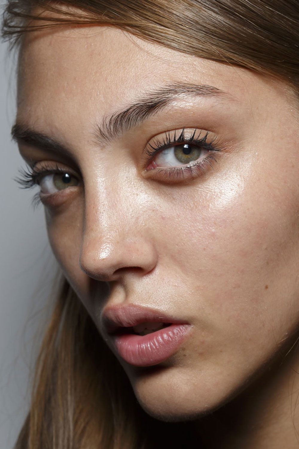 The modern approach to fake lashes