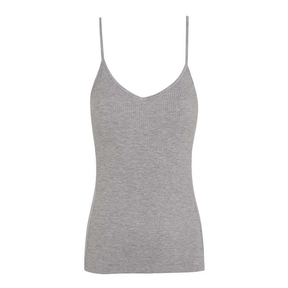 Product, White, Pattern, Sleeveless shirt, Neck, Black, Grey, One-piece garment, Undershirt, Active tank, 