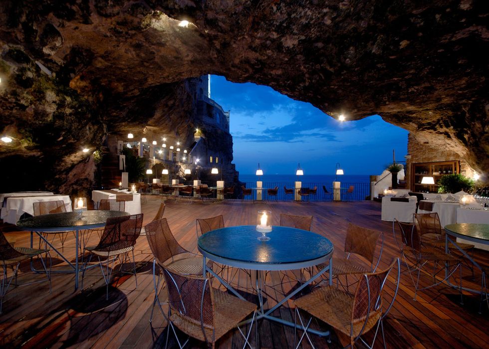 Hotel Ristorante Grotta Palazzese, Puglia 