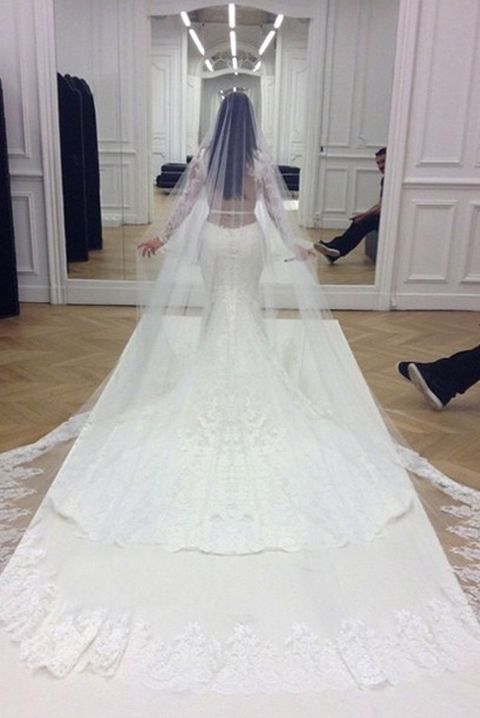Best Celebrity Wedding Dresses - 35 Famous Wedding Gowns from Kate Moss ...