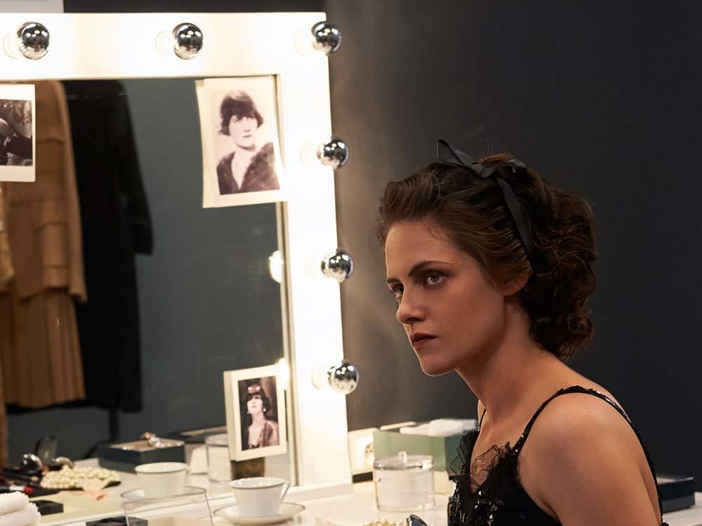 Watch Kristen Stewart's Smoldering Video for Chanel
