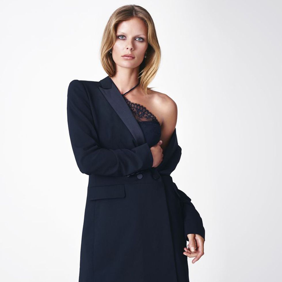 Clothing, Sleeve, Human body, Dress, Shoulder, Standing, Joint, Formal wear, Elbow, One-piece garment, 