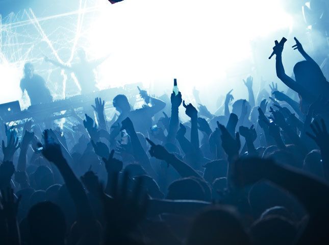 Crowd, People, Entertainment, Performing arts, Social group, Audience, Performance, Rock concert, Concert, Cheering, 