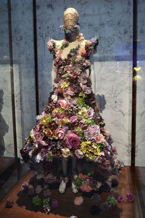 Inside Alexander McQueen: Savage Beauty