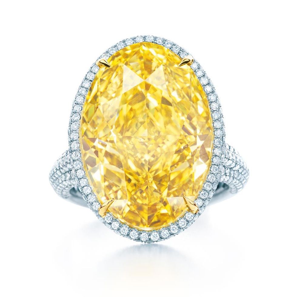 Yellow, Amber, Natural material, Macro photography, Jewellery, Diamond, Crystal, Gemstone, Circle, Mineral, 